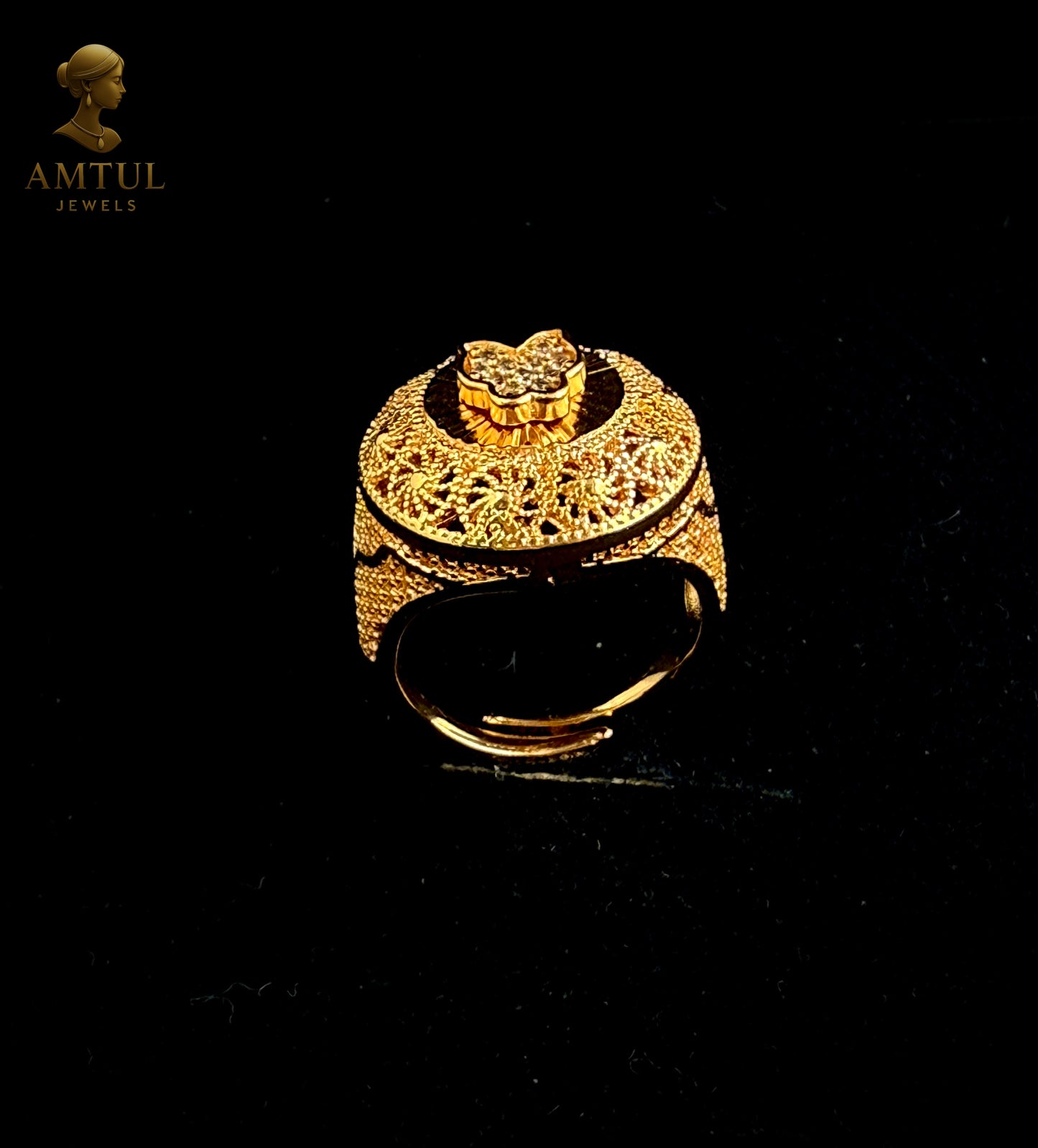 👑 Majestic Butterfly Crown Ring