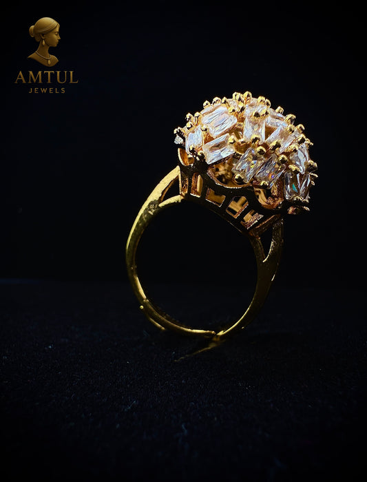 Royal Crystal Dome Ring 👑