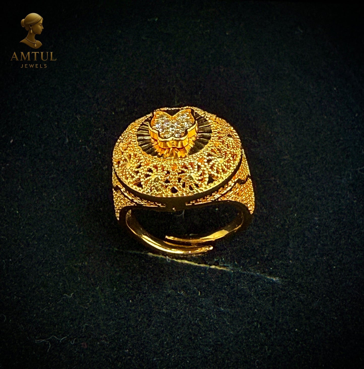 👑 Majestic Butterfly Crown Ring