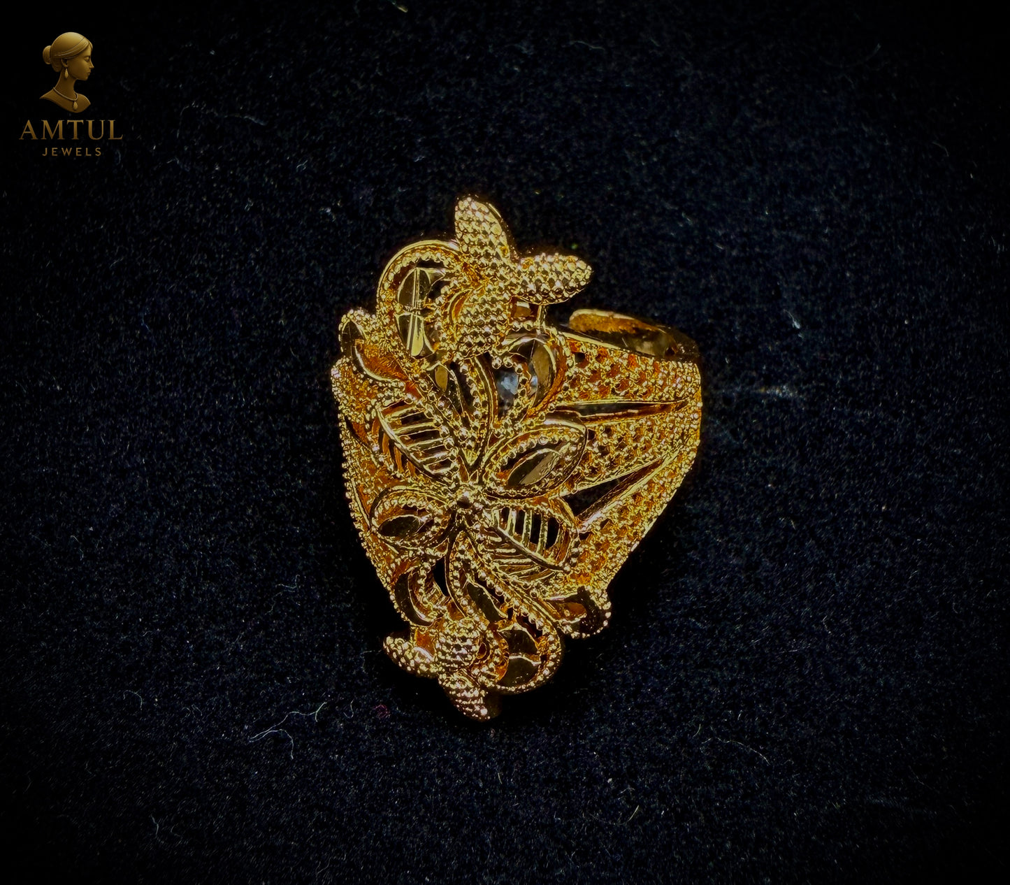 💍Golden Majesty Butterfly Spiral Ring