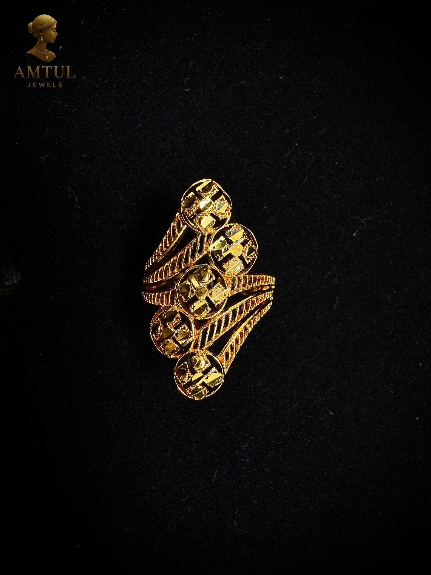 💍Golden Majesty Spiral Ring