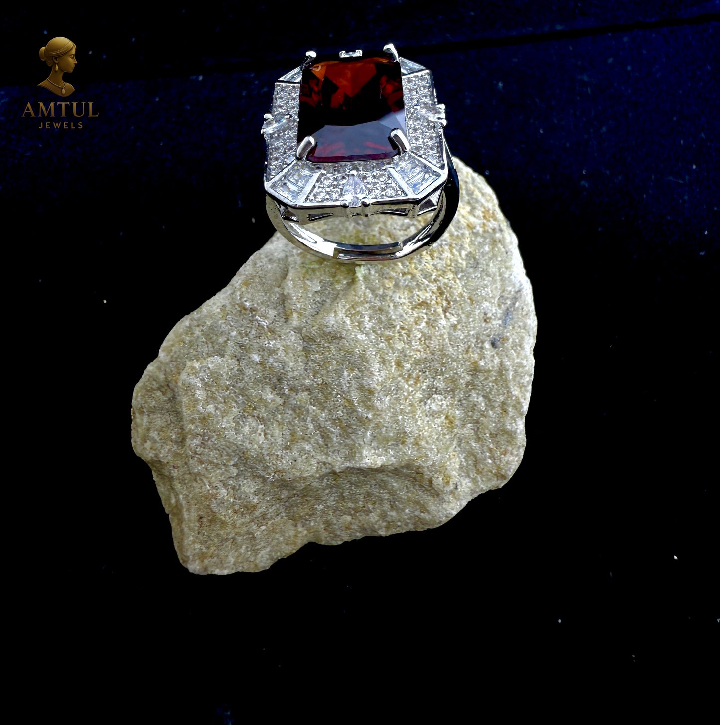 ❤Royal Ruby Elegance Ring 👑