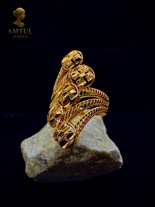 💍Golden Majesty Spiral Ring