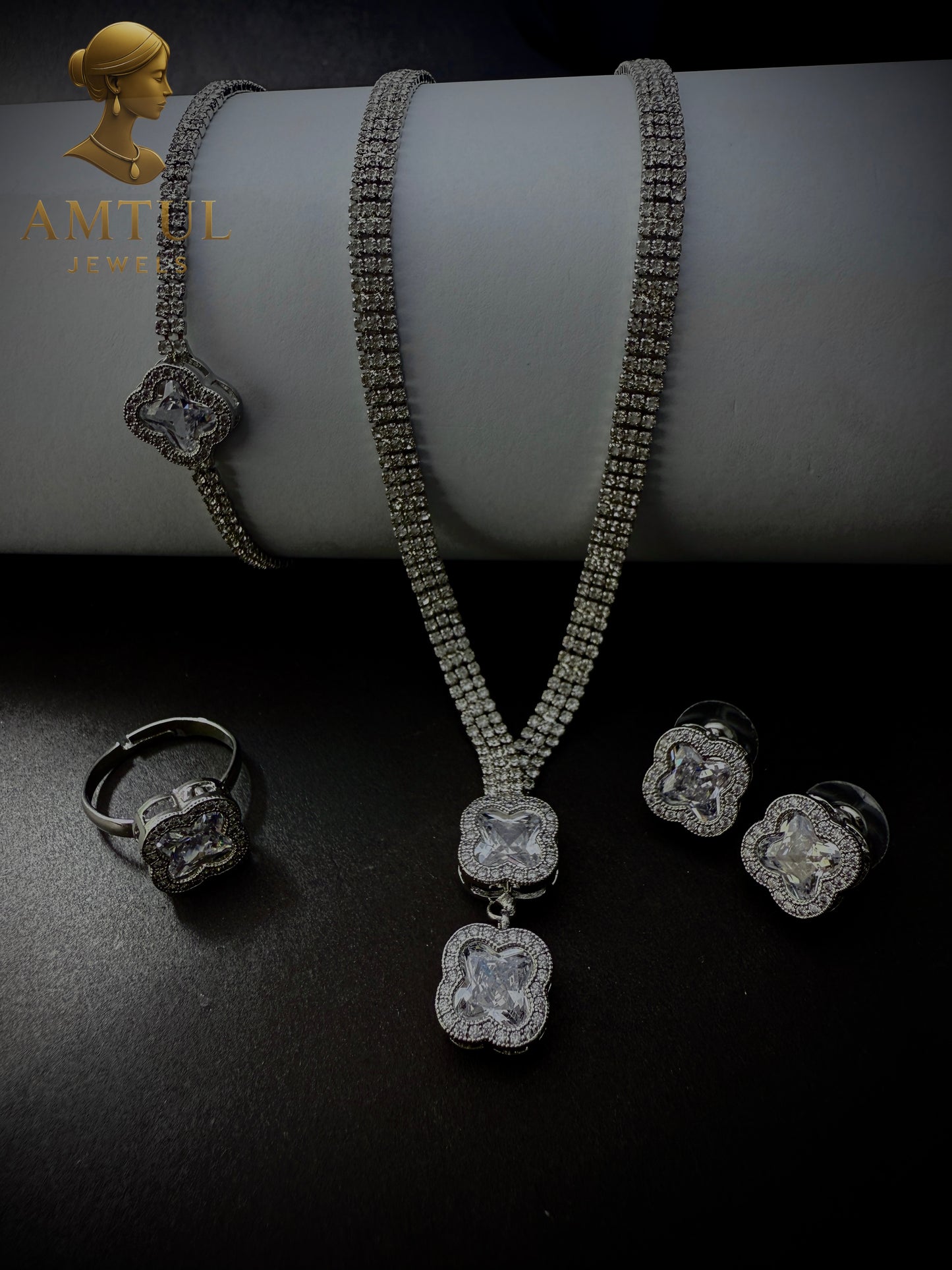 💎 “Celeste Radiance Set” – by Amtul Jewels