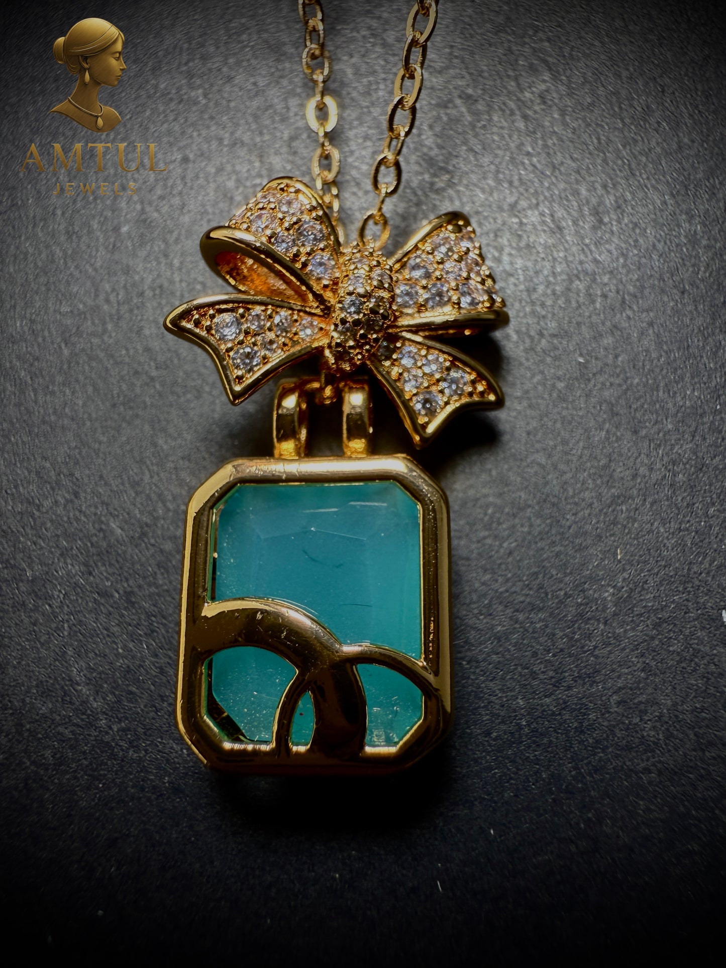 ✨ Luxury Aqua Elegance Bow Pendant Necklace – Gold Plated