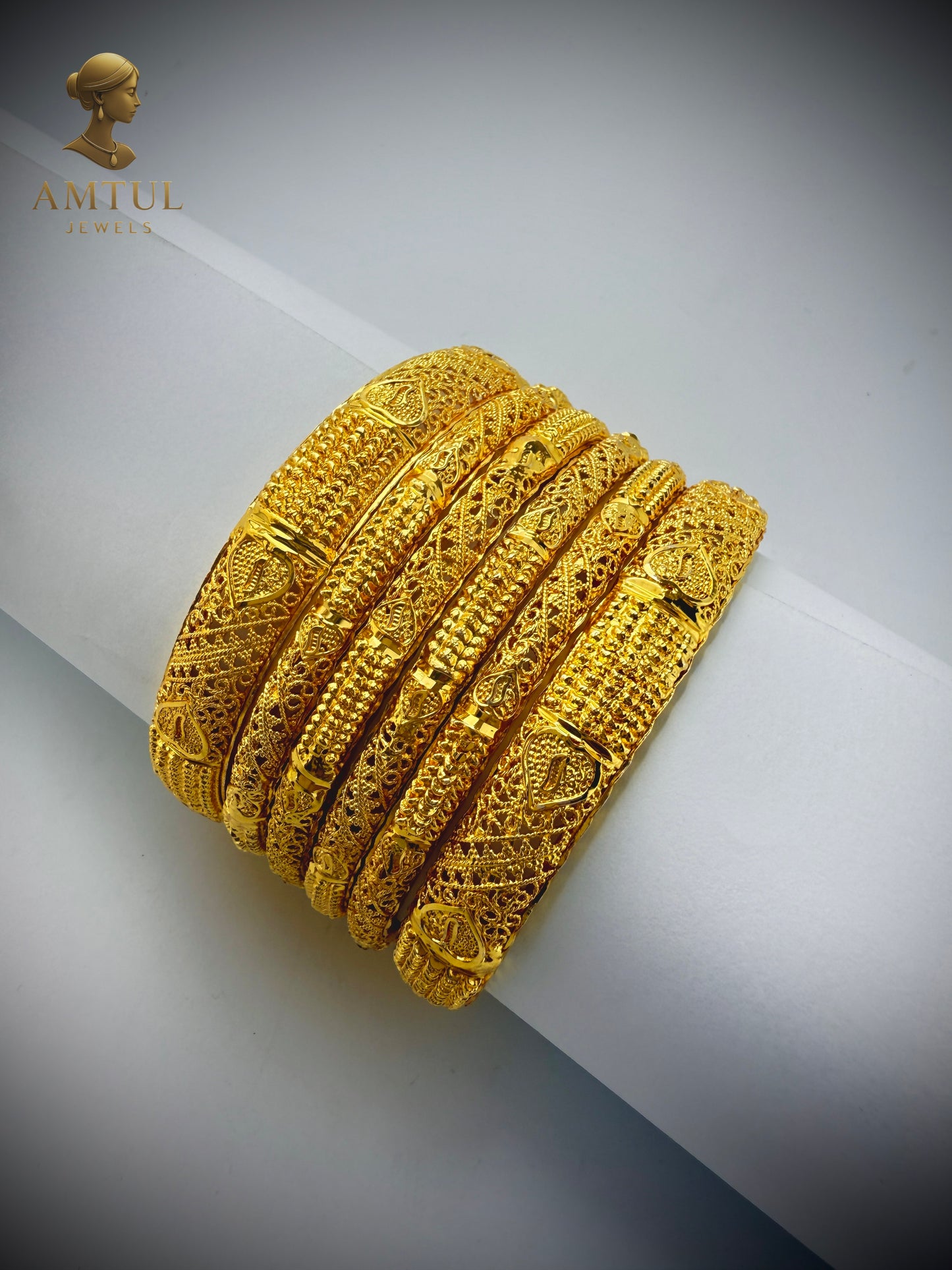 💫 Royal Heritage Gold Bangles (Set of 6)