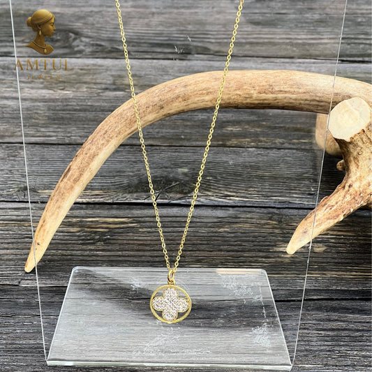 💎 Amtul Lucky Clover Diamond Gold Necklace 💎