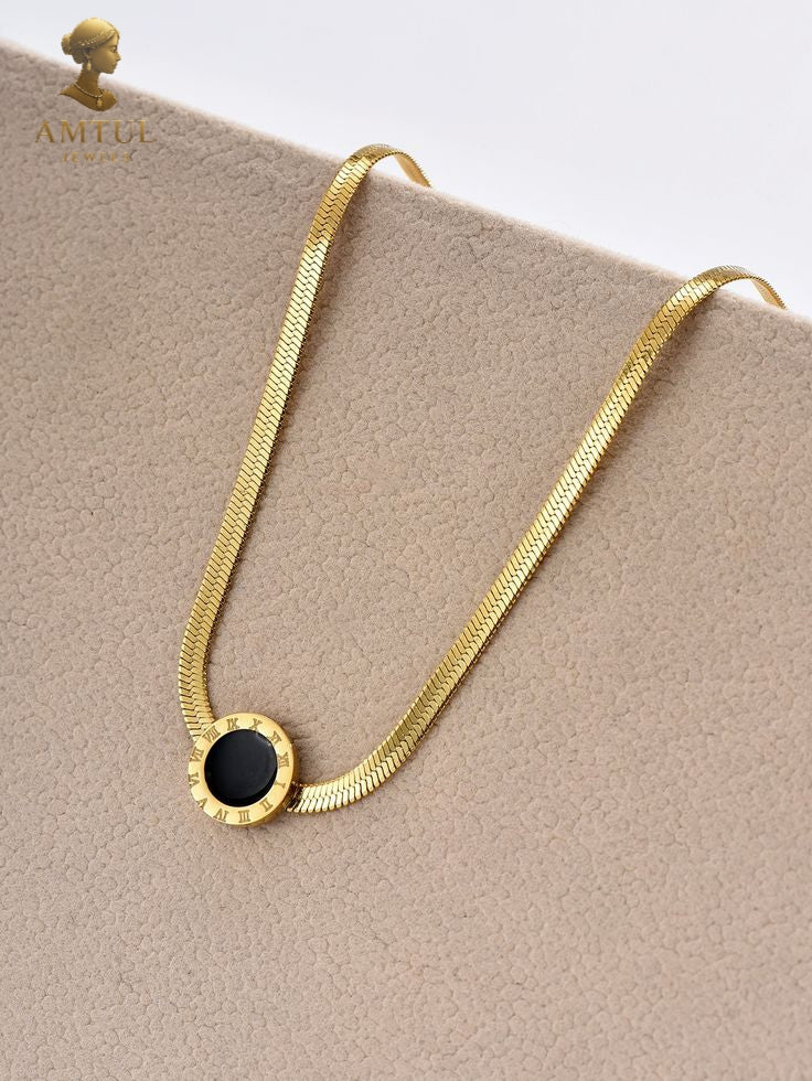 ✨ Amtul Roman Black Onyx Gold Necklace ✨